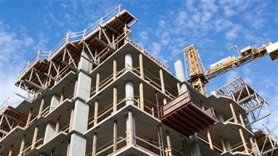 عضو جمعية المطورين العقاريين يكشف تفاصيل مشروع قانون الرقم الموحد للعقارات 