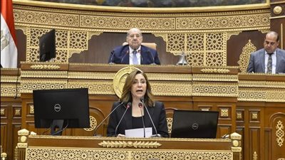 وزيرة الثقافة تؤكد دعم الوزارة للصناعات الثقافية والإبداعية وتقترح توصيات لتطويرها