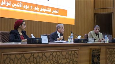 محافظ جنوب سيناء يبحث استعدادت عيد الأضحى المبارك