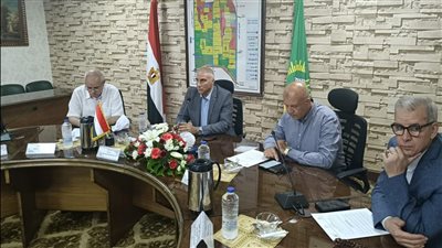 نائب رئيس المجتمعات العمرانية يترأس اجتماع وحدة متابعة موقف تقنين الأراضي 