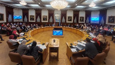 محافظ القاهرة يوجه بتبسيط إجراءات طلبات التصالح على مخالفات البناء 