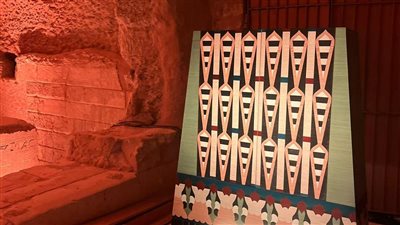عجائب الماضي تلهم الرقي الحديث .. منطقة آثار سقارة تستضيف معرضًا فنيًا 
