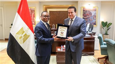 مصر تواصل جهودها في دعم غينيا للتصدي لالتهاب الكبد الفيروسي C