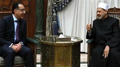 رئيس الوزراء يهنئ شيخ الأزهر بعيد الأضحى المبارك