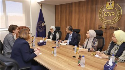 هيئة الدواء تستقبل وفد إدارة الابتكار والملكية الفكرية بالسفارة الأمريكية بالقاهرة 