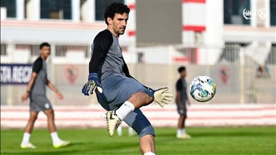  انتظام عواد  وماهر  فى تدريبات الزمالك الجماعيه 