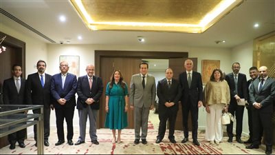 وزير الصحة يشيد بدور المبادرات الرئاسية في دعم صحة المرأة