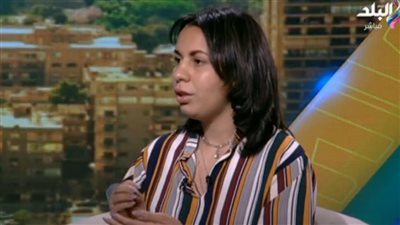 لاعبة فنون قتالية: بكون محاربة في القفص وبنت مع الناس (شاهد)