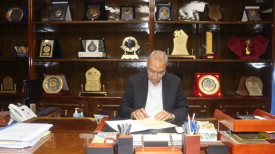 محافظ القليوبية يعتمد تنسيق قبول الصف الأول الثانوي العام بمجموع 230 درجة