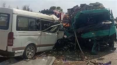 إصابة 10 أشخاص في حادث سير بالطريق الساحلي 