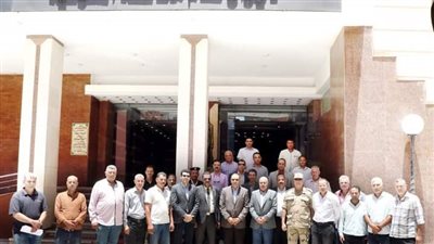 محافظ الشرقية يُهنئ العاملين بالديوان العام بعيد الأضحى المبارك