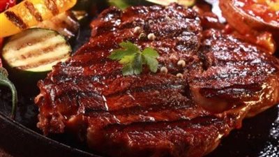 شرائح اللحم بصوص الباربكيو.. وصفة مميزة لضيافة عيد الأضحى المبارك