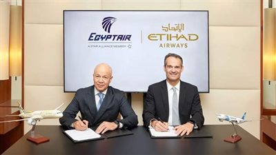 مصر للطيران والاتحاد للطيران توقعان مذكرة تفاهم 