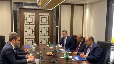وزير التجارة والصناعة يعلن توفير فرصة استثمارية لشركة شيريكجي أوغلو للملابس