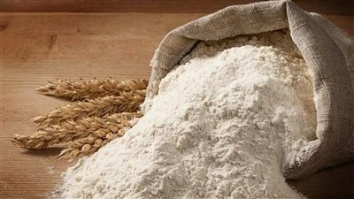 إحباط محاولة ترويج 17 طن دقيق مدعم في السوق السوداء