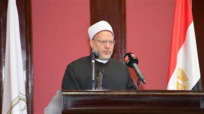 الإفتاء تحذر من فيديو مزيف بالذكاء الاصطناعي للمفتي يروج لتطبيق مشبوه