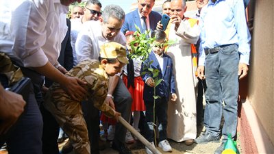 محافظ الغربية يتابع استمرار حملات التشجير والتجميل