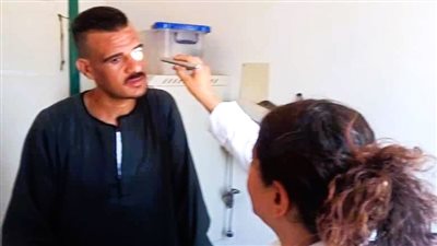 صحة قنا تدفع بقافلة مجانية إلى قرية أبومناع بمركز دشنا 