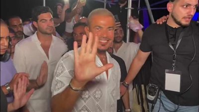 أكثر من 22 ألف شخص| مظاهرة في حب أغاني الهضبة بـ بيروت ..صورة