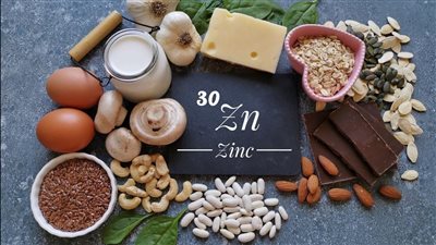 طبيبة تكشف أهمية تناول الأطعمة الغنية بالزنك| علامات تشير إلى نقصه