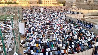 أهالي المنيا يؤدون صلاة عيد الأضحى المبارك بالساحات