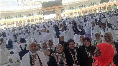 حجاج الجمعيات الأهلية يواصلون أداء المناسك .. ويرمون جمرة العقبة الكبرى 