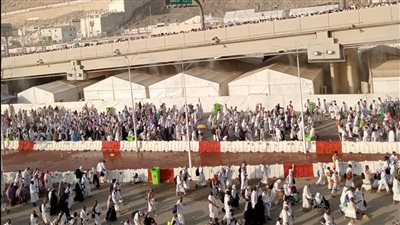 حجاج الجمعيات الأهلية يواصلون أداء المناسك وسط حالة معنوية مرتفعة وتيسيرات كبيرة