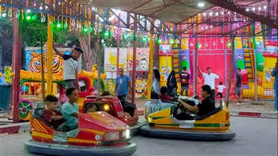 إقبال على حدائق الري بالقناطر الخيرية والمركز الثقافي بأسوان   