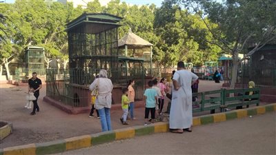 1200 مواطن يحتفلون بعيد الأضحى المبارك في حديقة الحيوان بالزقازيق 