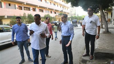 محافظ الغربية يتابع أعمال النظافة ورفع الاشغالات بالسنطة وزفتي