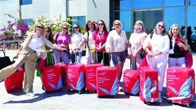 «العلمين» تستقبل أول طائرة «شارتر» من بيلاروسيا عبر «جويس للسياحة»