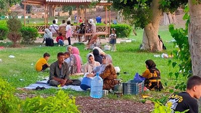 بالصور.. حدائق القناطر الخيرية كاملة العدد في ثالث أيام عيد الأضحى 
