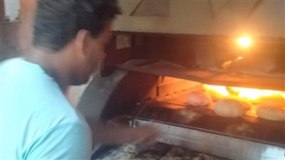 ضبط صاحب مخبز لتصرفه في حصة الدقيق المدعم بالفيوم 