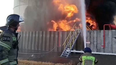 عاجل..استمرار الحريق بمستودع النفط الروسي لليوم الثاني