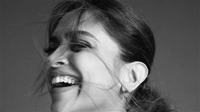  ديبيكا بادكون تُظهر ملامح حملها في أحدث ظهور (صور)