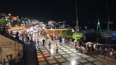 فيديو| الممشى السياحي يجذب أهالي الأقصر في آخر أيام عيد الأضحى