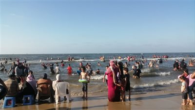 3 أسباب وراء اختيار البسطاء مصيف جمصة للاستمتاع بإجازة العيد