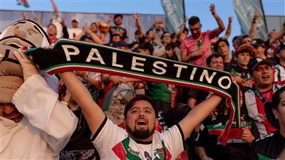 تشيلي تناصر فلسطين بالاحتفاء بفنها وتاريخها في معرض ضخم.. فيديو