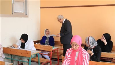 وزير التعليم يوجه بتوفير سبل الراحة للطلاب في امتحانات الثانوية العامة 2024 
