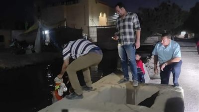 إزالة التعديات على مياه الري بهندسة يوسف الصديق في الفيوم 