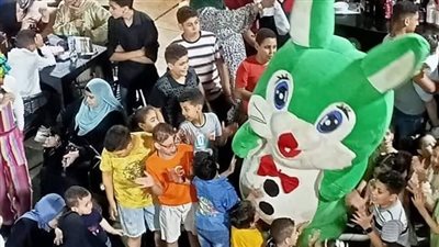 أهالي الشرقية يواصلون احتفالاتهم بعيد الأضحى في الحدائق والمنتزهات العامة 