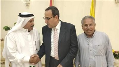 محافظ شمال سيناء يقدم واجب العزاء لأسر الحجاج المتوفين