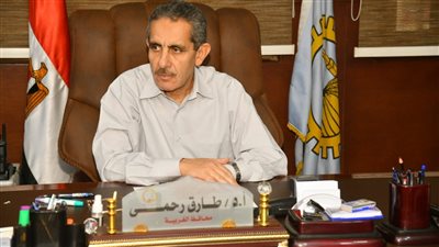 محافظ الغربية يتابع  الشوارع المقترح رصفها بقطور وكفر الزيات 