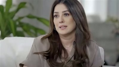 بعد إعلان إصابتها بالسرطان.. رسالة مؤثرة من ريهام عبدالغفور لـ كندة علوش (تعرف عليها)