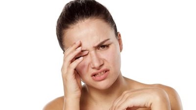 3 علامات في العيون تكشف إصابتك بأمراض مزمنة خطيرة