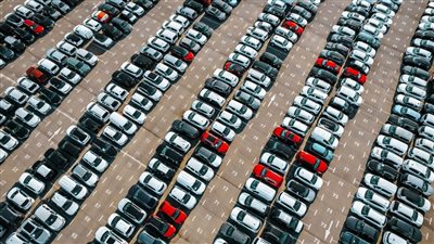 ارتفاع صادرات الصين من سيارات الركاب 28% 