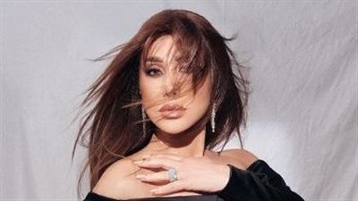 فستان نجوى كرم حديث الغرب في حفلتها بـ ألمانيا 