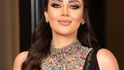 رضوى الشربيني تطل بالأبيض المرصع باللؤلؤ (صور)