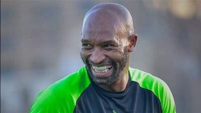 شيكابالا يؤدى تدريبات تأهيلية على هامش مران الزمالك 