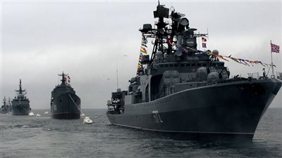 المحيط الهادئ الروسي يجري مناورات مدفعية وصاروخية في بحر اليابان